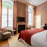 酒店 Les Lumieres - Relais & Chateaux 凡尔赛