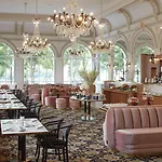 酒店 Les Lumieres - Relais & Chateaux 5*