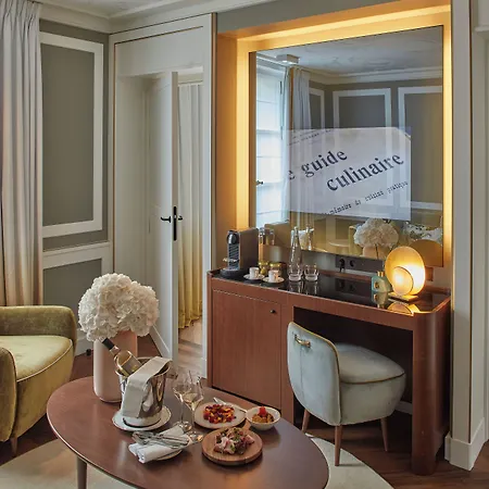 Hotel Les Lumières - Relais&châteaux 5*
