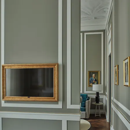 Les Lumières - Relais&châteaux 5* Versailles