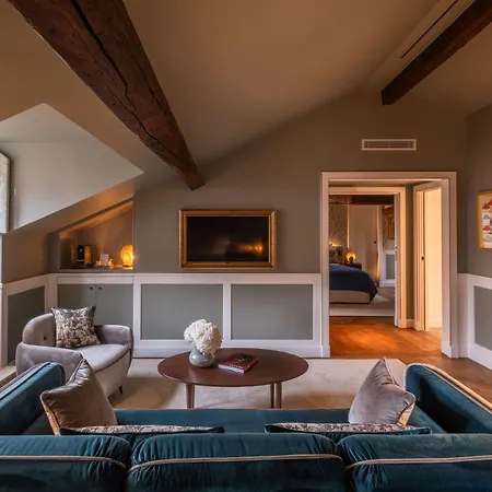 Les Lumières - Relais&châteaux 5*
