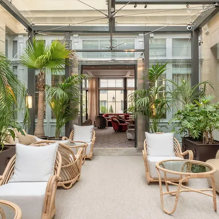 Hotel Les Lumieres - Relais & Chateaux Versailles