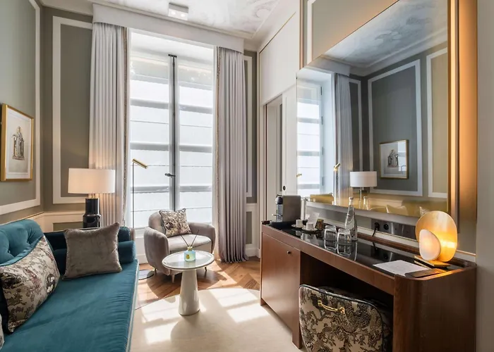 Les Lumieres - Relais & Chateaux ベルサイユ