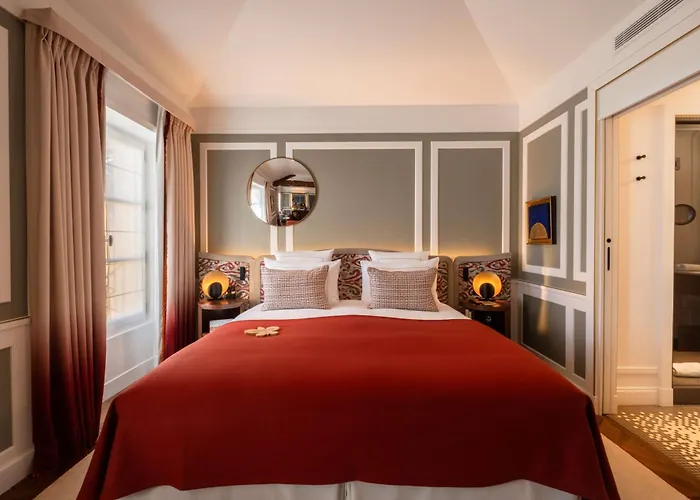 ホテル Les Lumieres - Relais & Chateaux