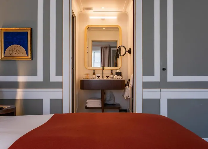 ホテル Les Lumieres - Relais & Chateaux