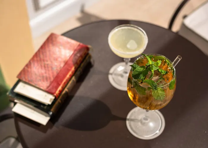 ホテル Les Lumieres - Relais & Chateaux