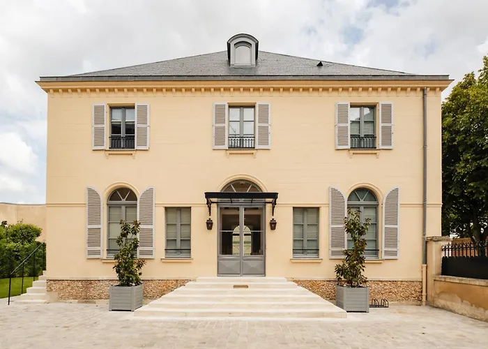 Les Lumieres - Relais & Chateaux 5*