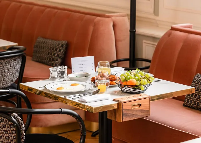 Les Lumieres - Relais & Chateaux ベルサイユ