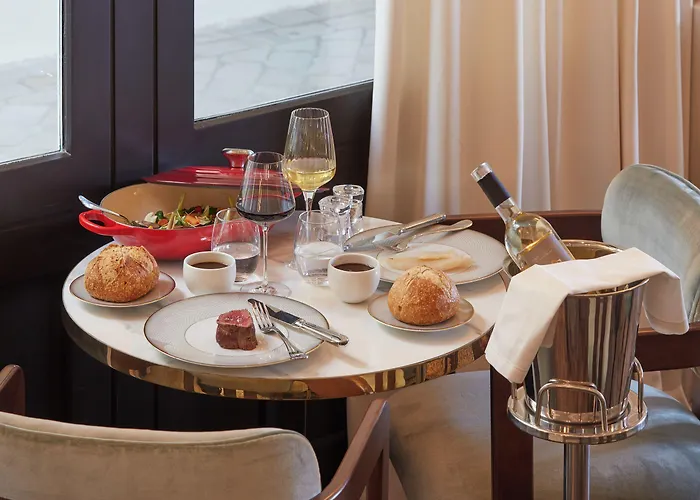 Les Lumieres - Relais & Chateaux ホテル