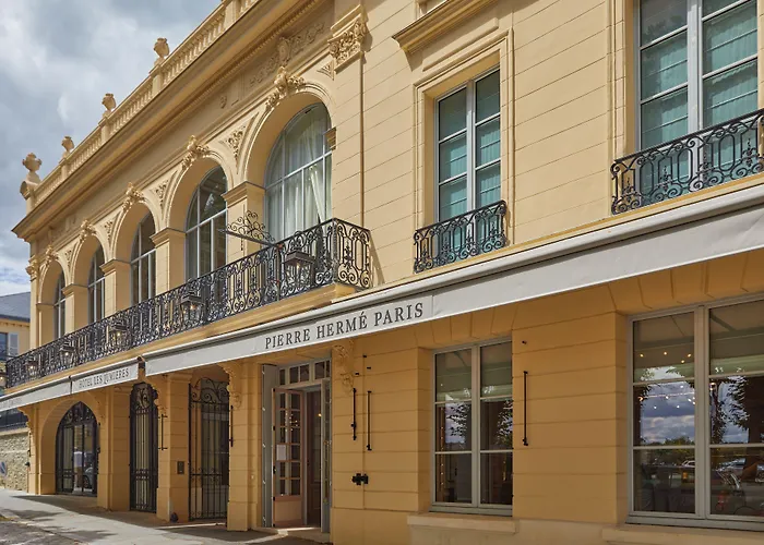 ホテル Les Lumieres - Relais & Chateaux ベルサイユ