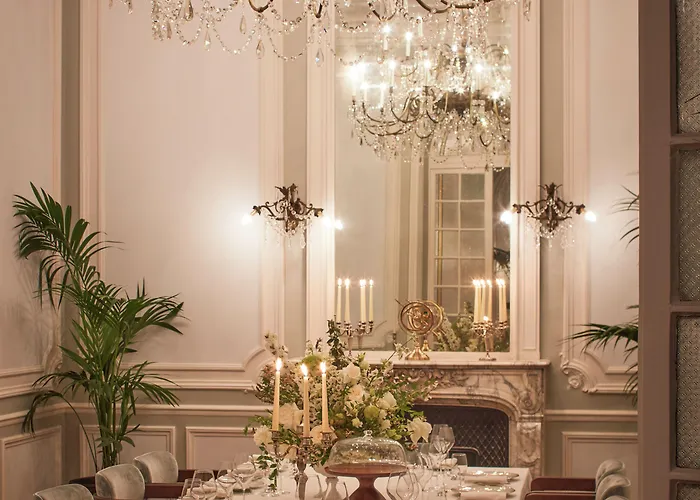 호텔 Les Lumieres - Relais & Chateaux 5*