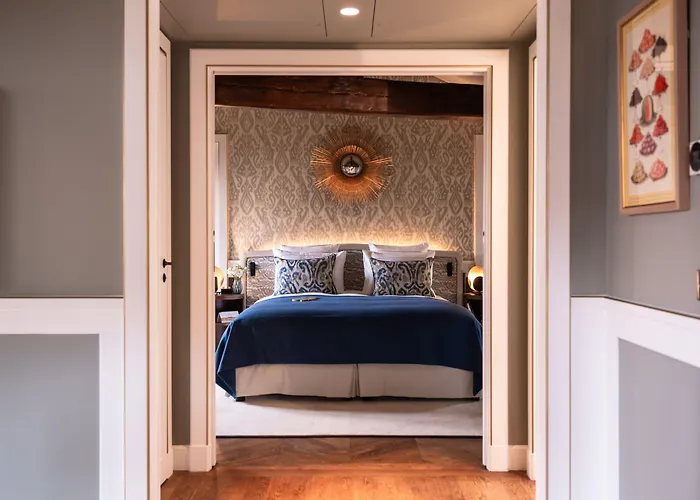 ホテル Les Lumieres - Relais & Chateaux 5*